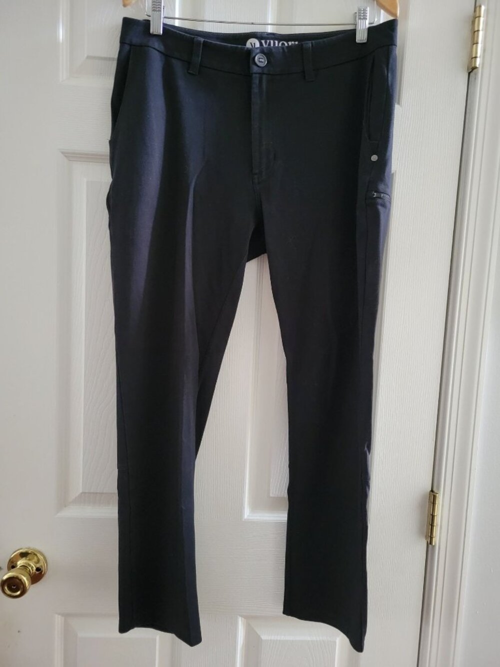 Vuori Mens Pants Cascade Tech Chino Fit size 34 Black Performance Stretch Golf